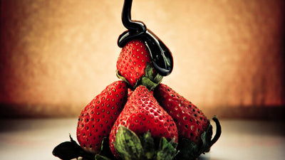 Nutella Chocolate Strawberries (#1171)  "Picture Shown Largest Size"