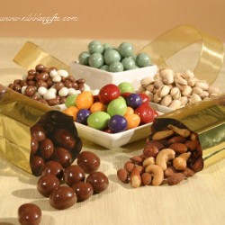 Chocolate and Nut Gift 5227
