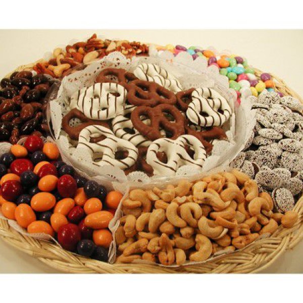 Chocolates Pretzels Nut & Chocolate Gfit Tray 6715