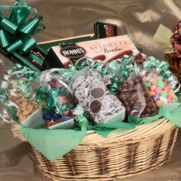 Holiday Biscotti & Chocolate Gift Basket 6208